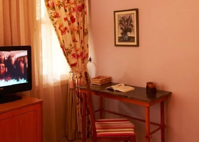 Calidus Hotel Sazlı